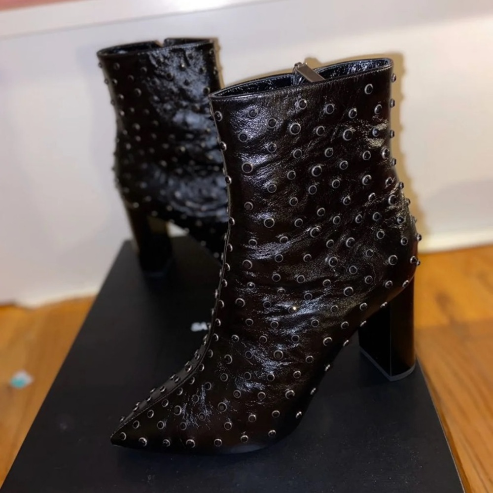 Saint Laurent leather boots